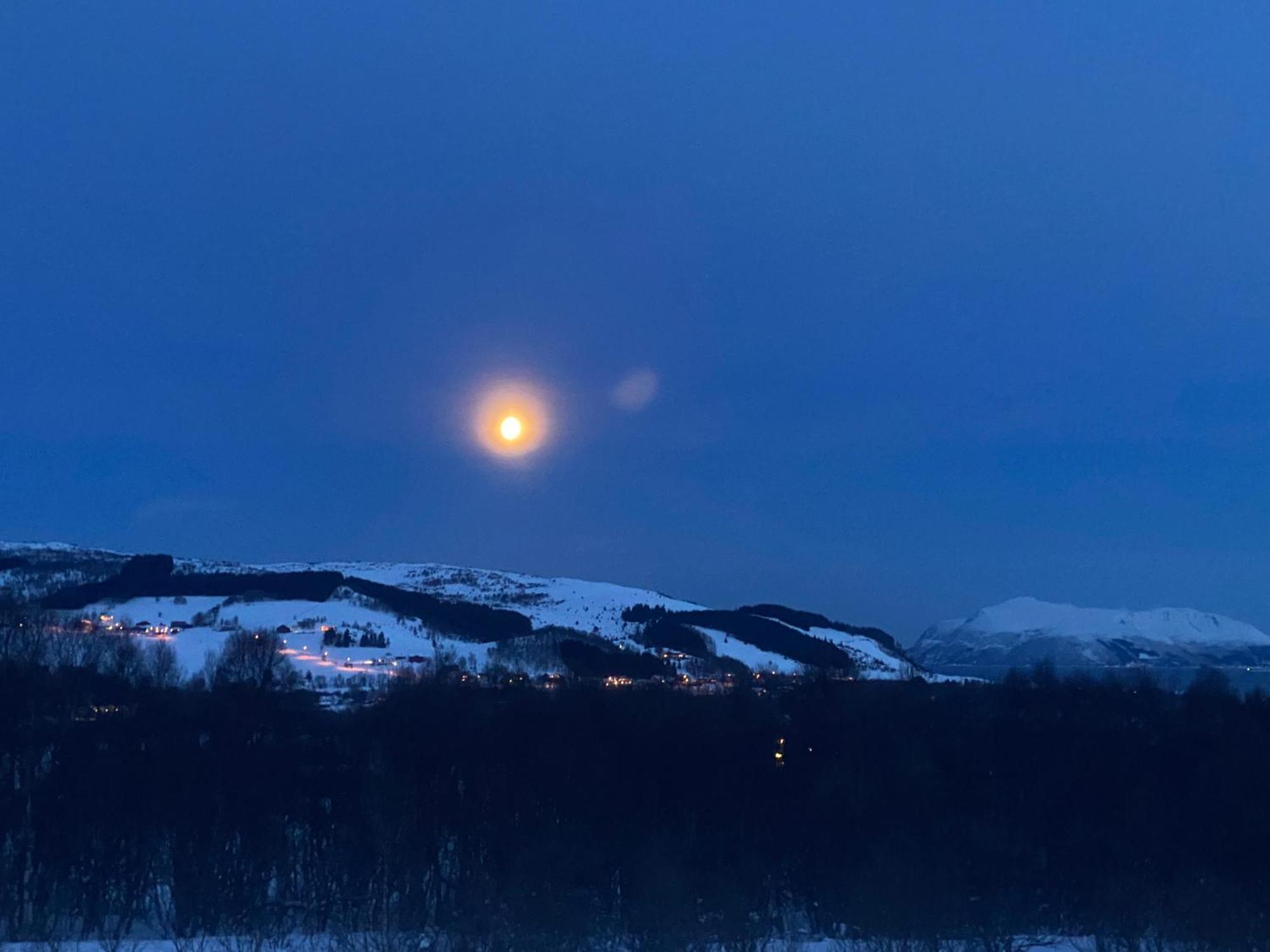 Sortland Camping Og Motell As المظهر الخارجي الصورة